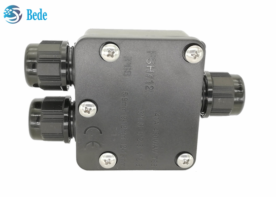 बाहरी उपयोग के लिए 2 3 चैनल 450V वाटरप्रूफ जंक्शन बॉक्स ब्रेकआउट आईपी 68: