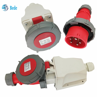 3P+N+E औद्योगिक प्लग और सॉकेट IP67 AC220-415V 16 और 32 एम्प वॉल माउंटिंग प्रकार