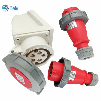 3P+N+E औद्योगिक प्लग और सॉकेट IP67 AC220-415V 16 और 32 एम्प वॉल माउंटिंग प्रकार